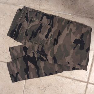 Gap Camo Jeggings